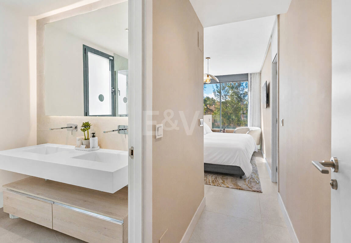 Modernes Penthouse mit Dachterrasse