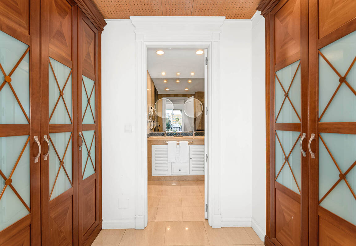 Lägenhet till salu i Beach Side Golden Mile, Marbella Golden Mile