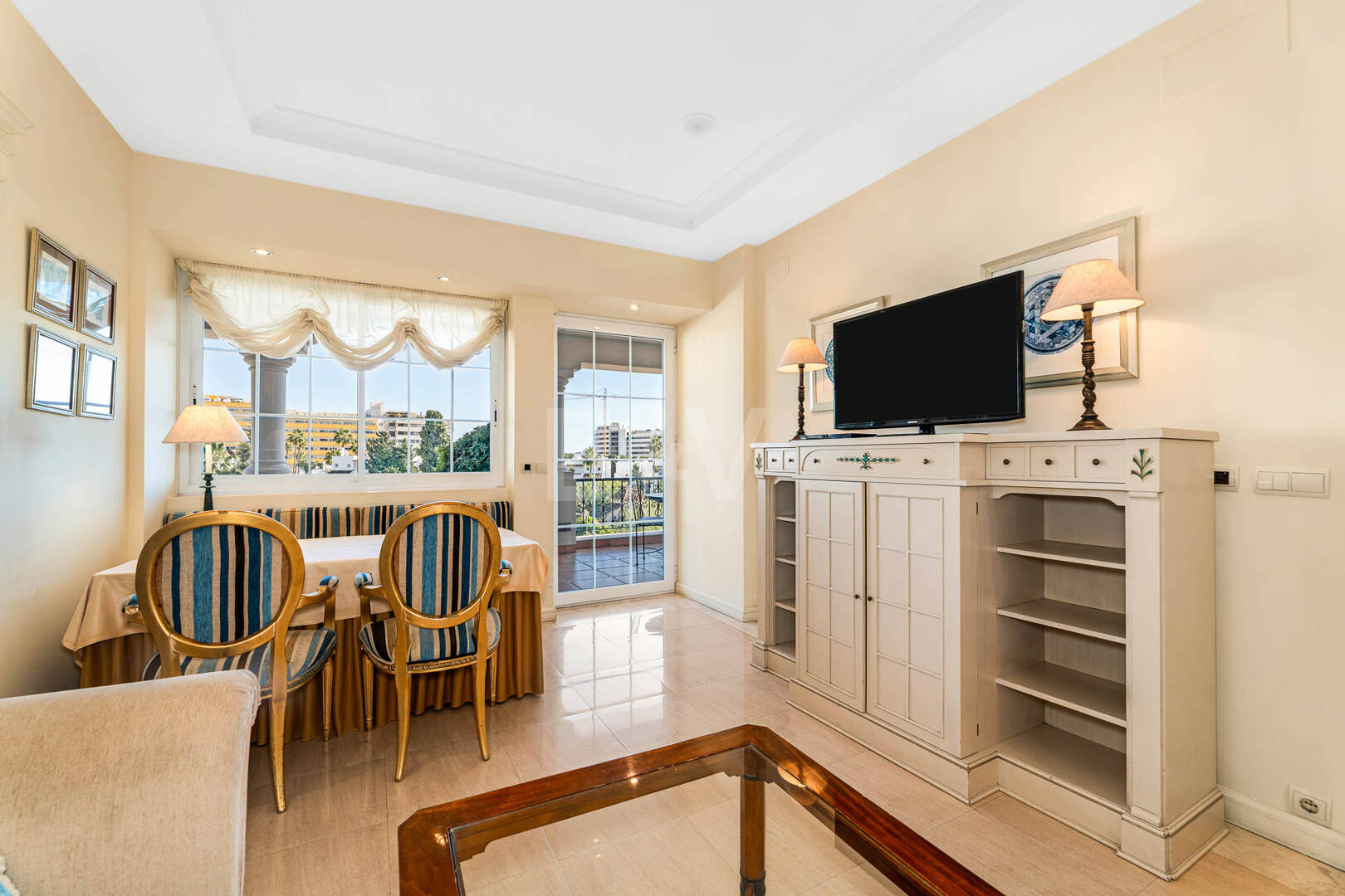 Lägenhet till salu i Beach Side Golden Mile, Marbella Golden Mile