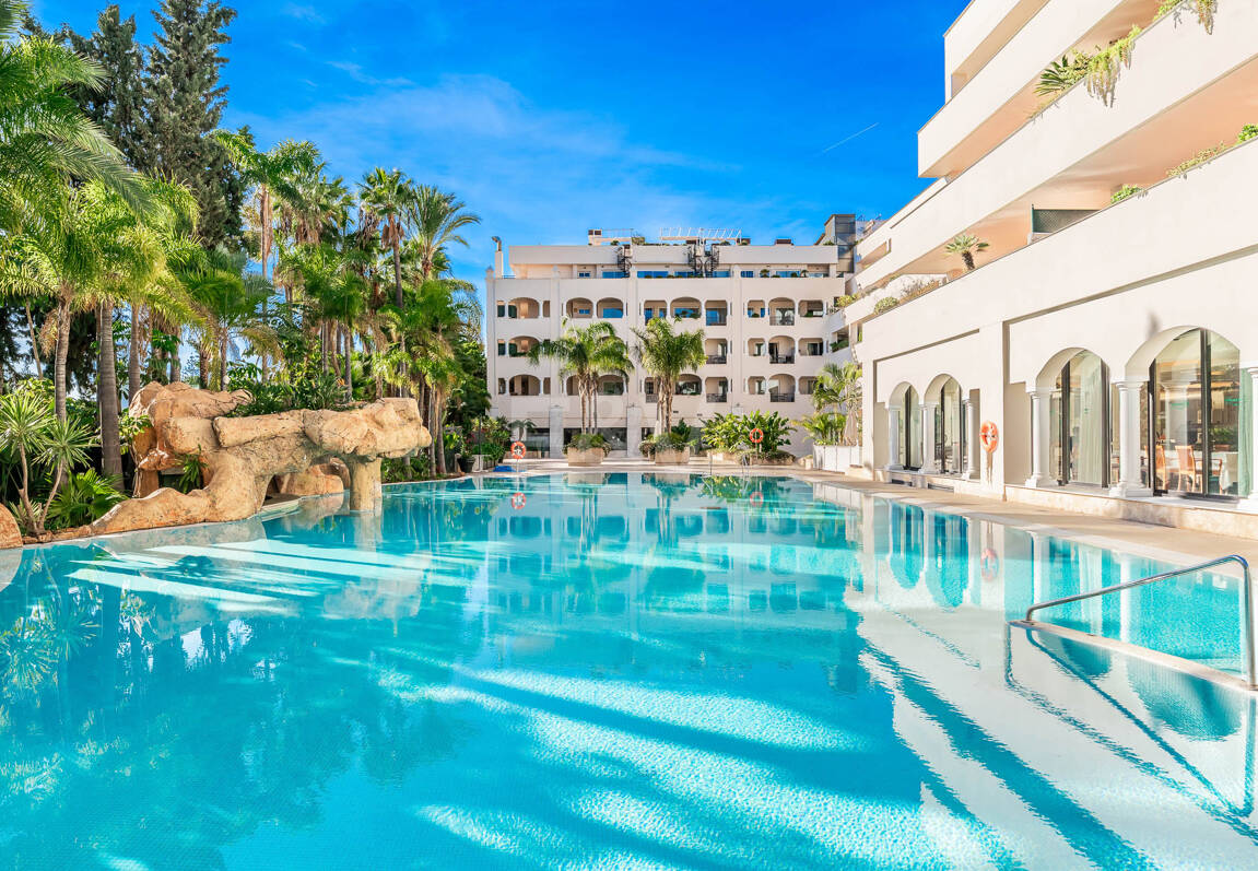 Lägenhet till salu i Beach Side Golden Mile, Marbella Golden Mile