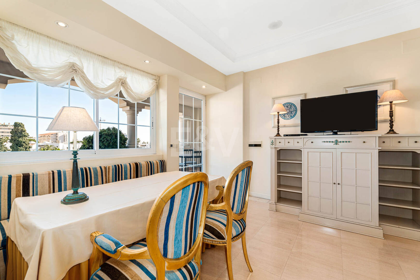 Lägenhet till salu i Beach Side Golden Mile, Marbella Golden Mile