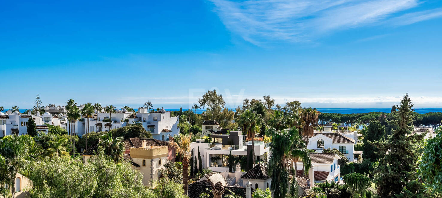 Apartamento en primera línea de playa en la Milla de Oro con impresionantes vistas