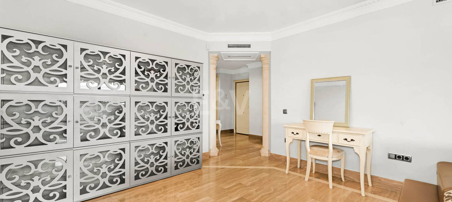 Apartament na sprzedaż w Marbella Golden Mile, Marbella (Wszystkie obszary)