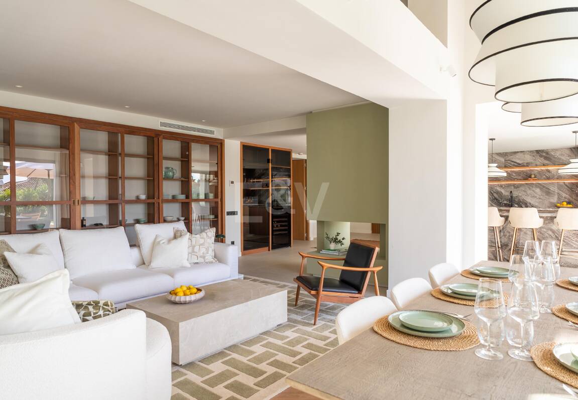 Stunning Scandinavian-Style Villa in the Heart of Nueva Andalucía
