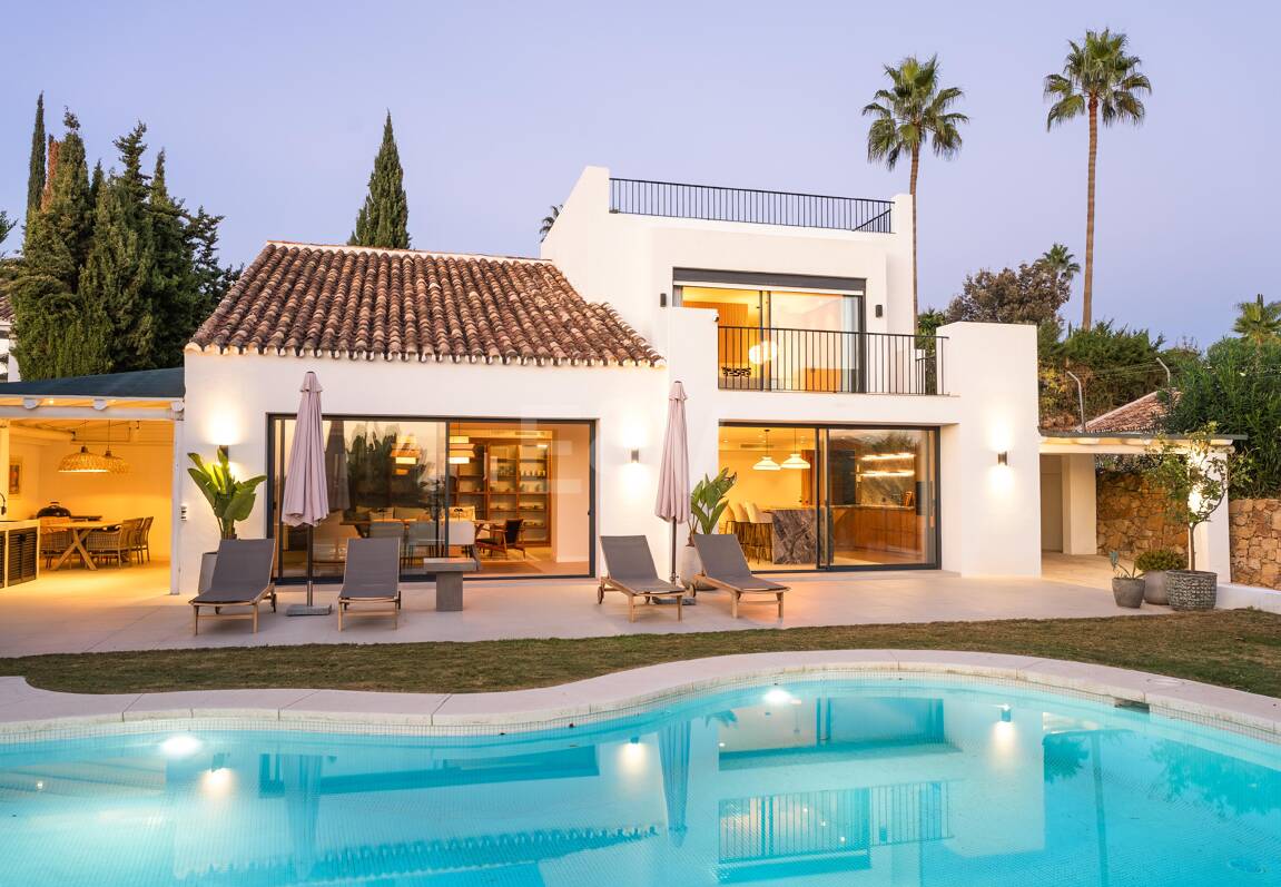 Stunning Scandinavian-Style Villa in the Heart of Nueva Andalucía