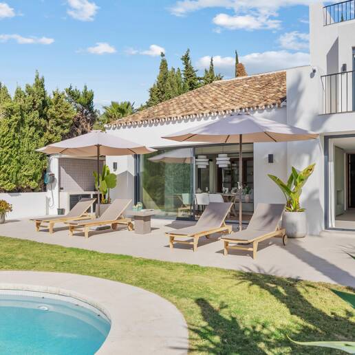 Stunning Scandinavian-Style Villa in the Heart of Nueva Andalucía