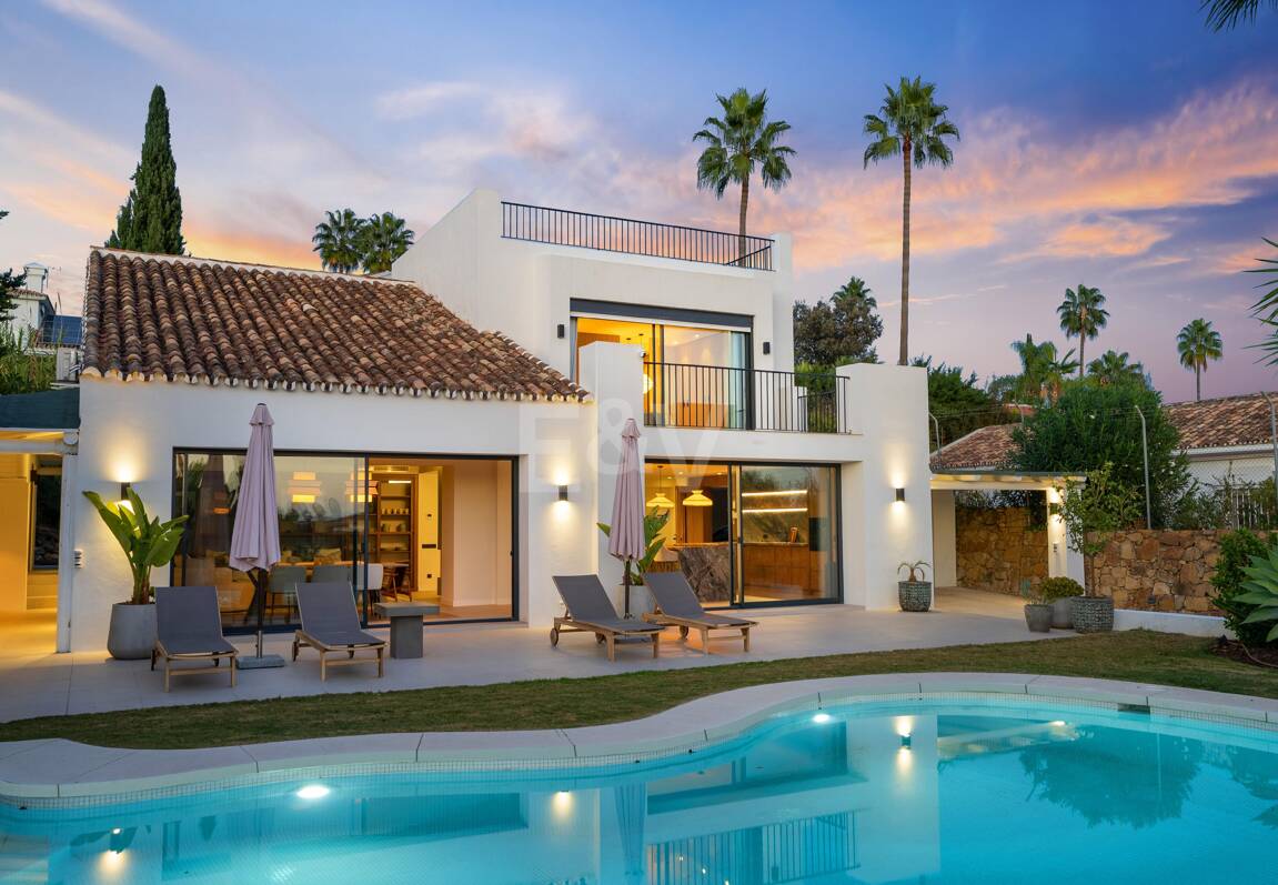 Stunning Scandinavian-Style Villa in the Heart of Nueva Andalucía