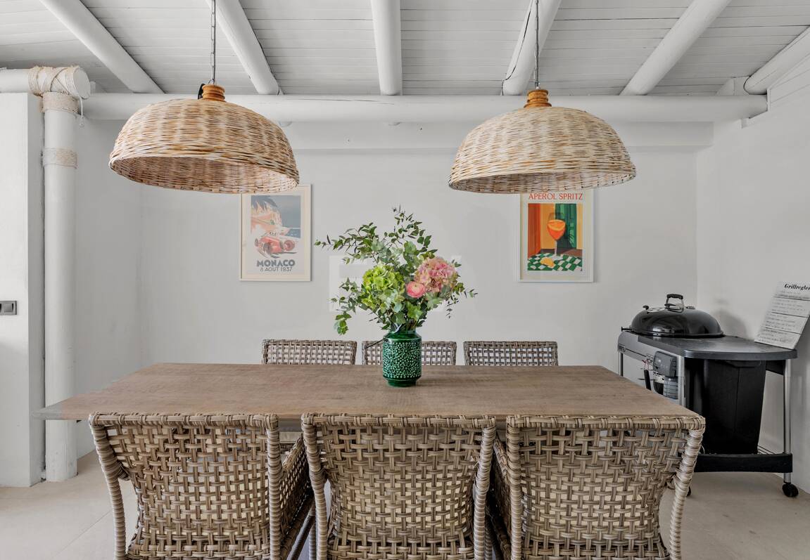 Stunning Scandinavian-Style Villa in the Heart of Nueva Andalucía