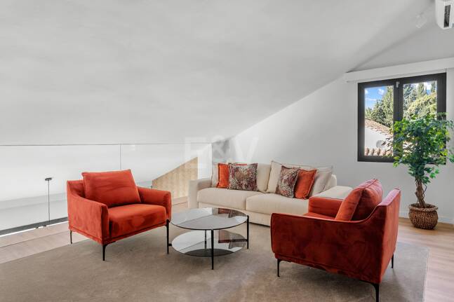 Stunning Scandinavian-Style Villa in the Heart of Nueva Andalucía