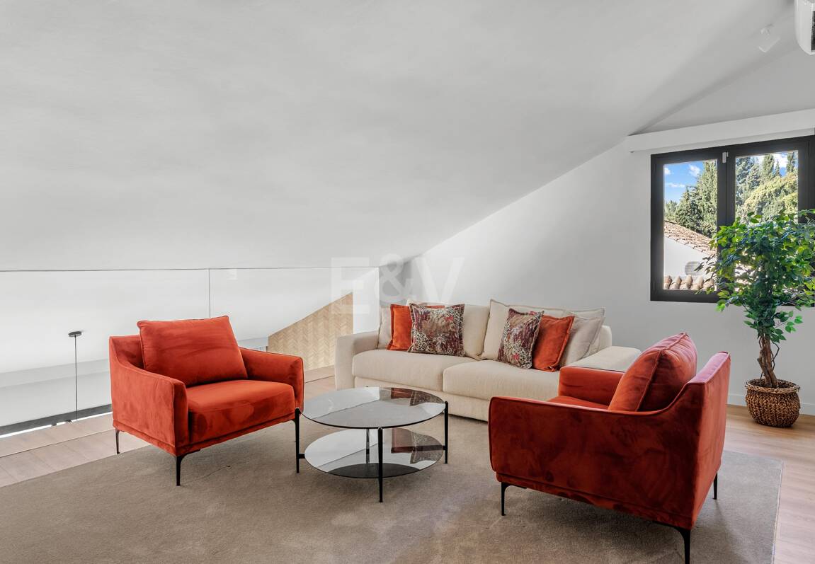 Stunning Scandinavian-Style Villa in the Heart of Nueva Andalucía