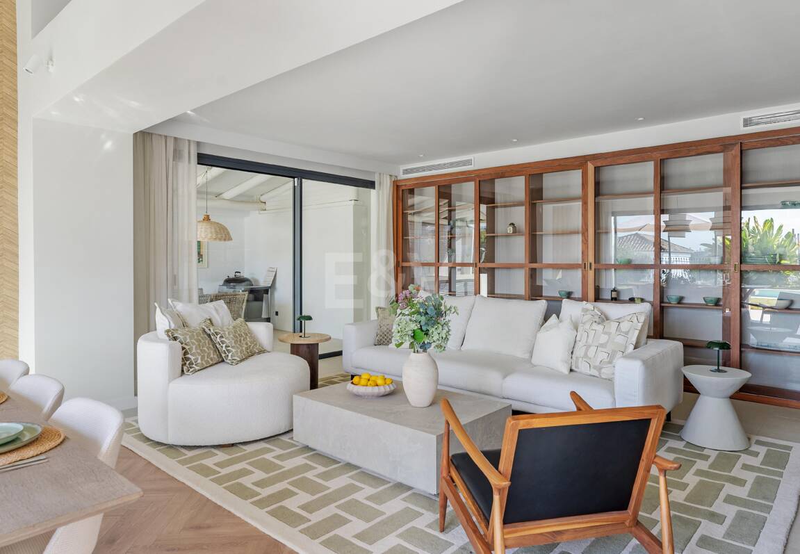 Stunning Scandinavian-Style Villa in the Heart of Nueva Andalucía