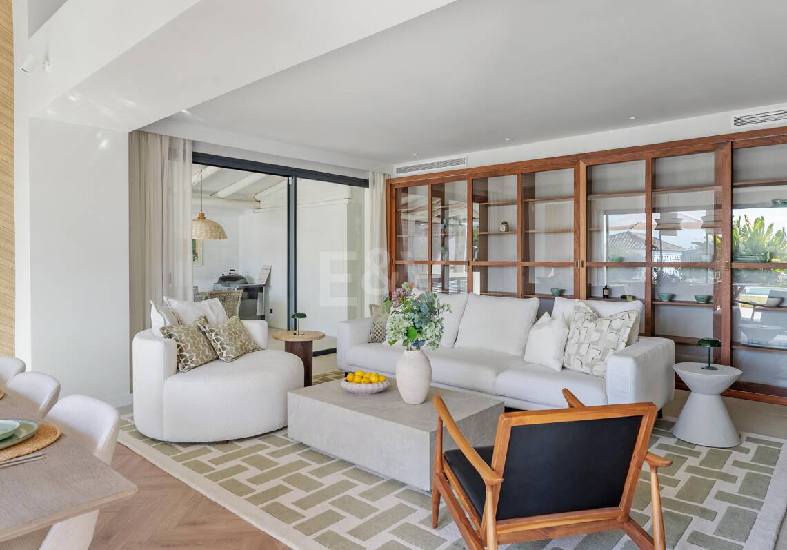 Stunning Scandinavian-Style Villa in the Heart of Nueva Andalucía