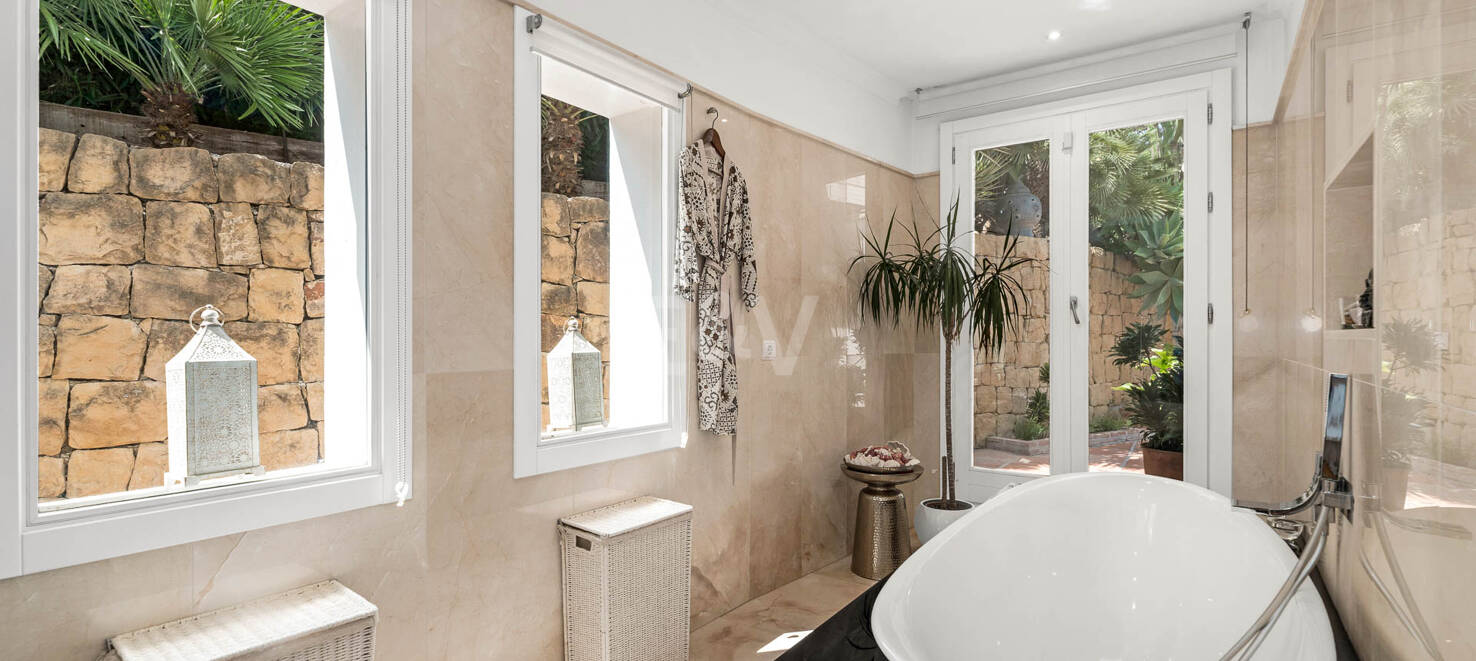 Schicke Villa in naturnaher Lage nahe La Quinta