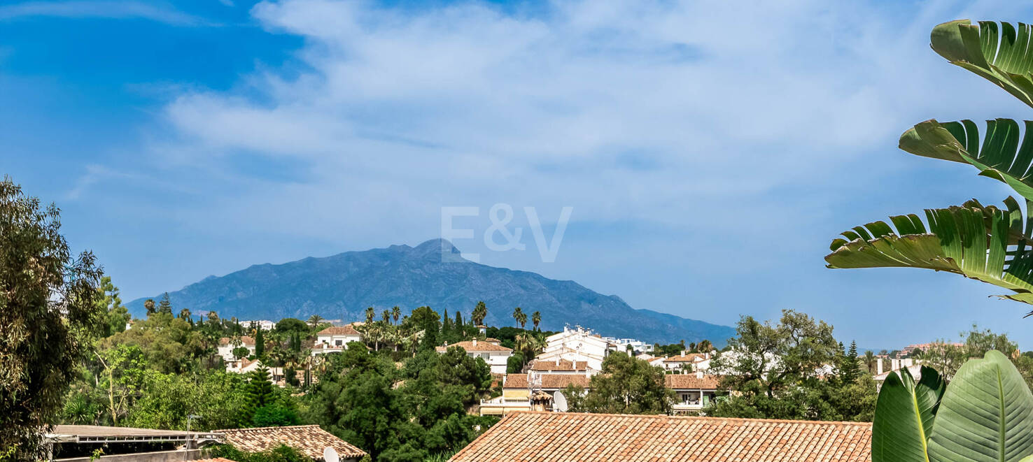 Schicke Villa in naturnaher Lage nahe La Quinta