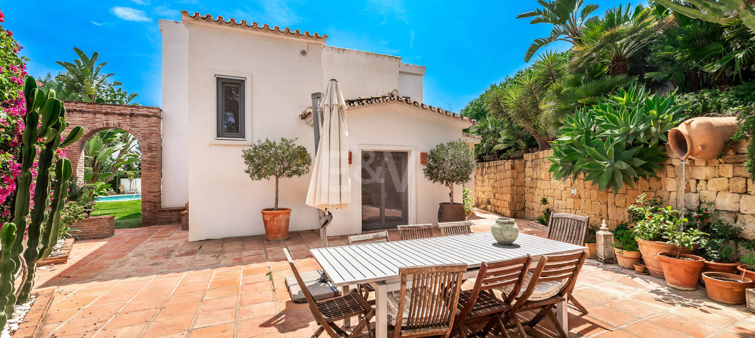 Schicke Villa in naturnaher Lage nahe La Quinta