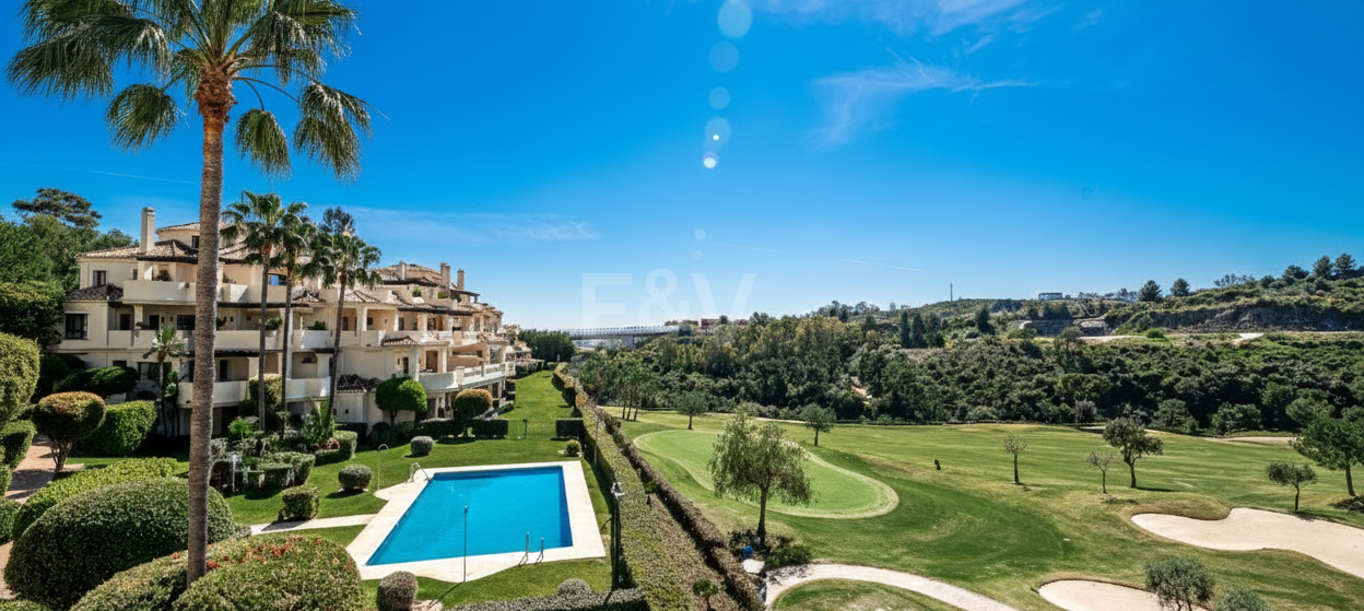 Golfside Elevated Groundfloor Apartment with Mountain Views and Resort-Style Amenities