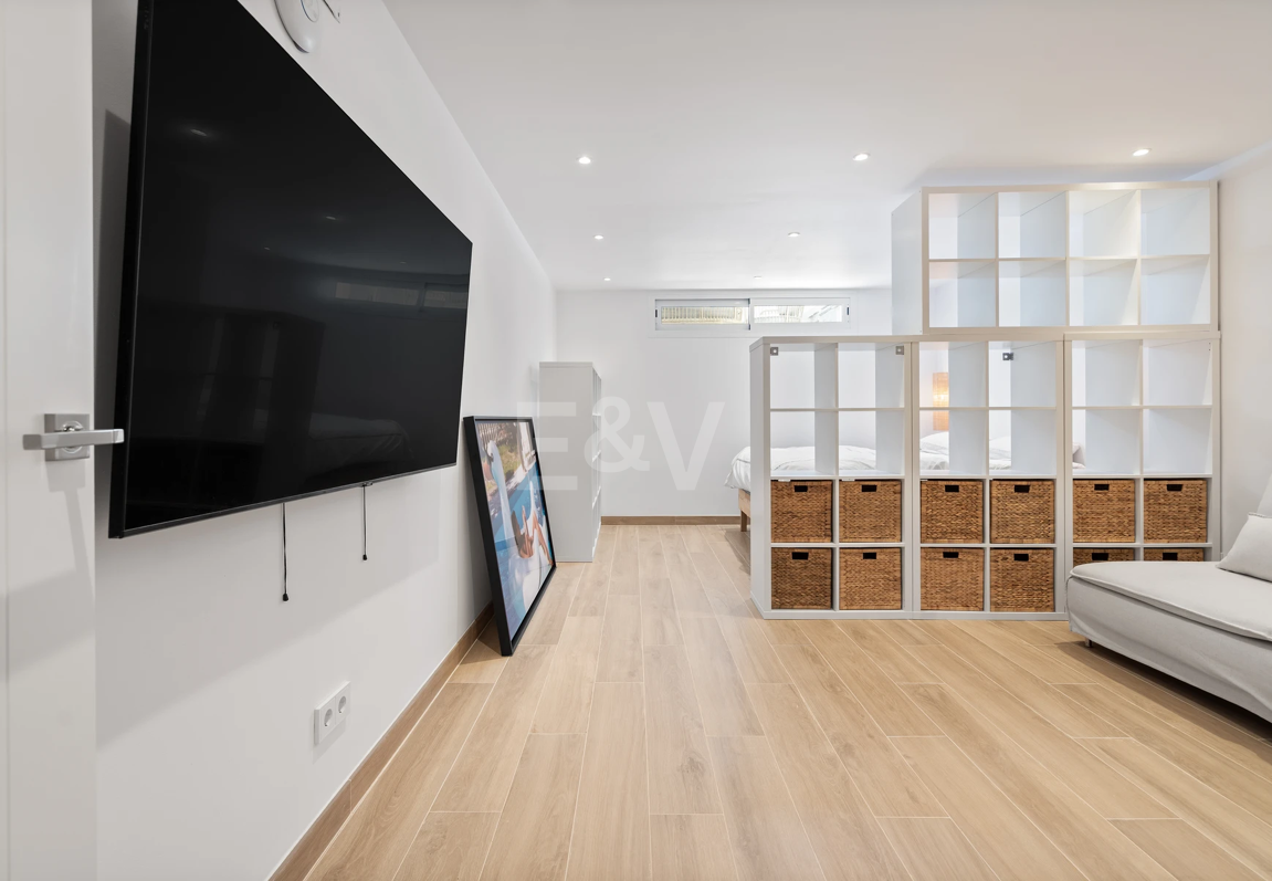 Stylish Townhouse i San Pedro Playa med privat terrass och modern charm