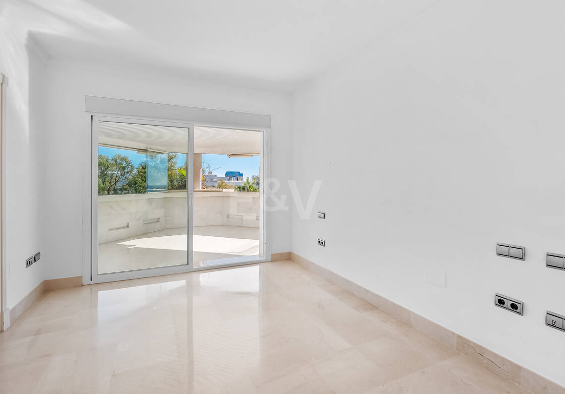 Exclusive Beachside Appartement avec vue panoramique sur la mer sur le Golden Mile