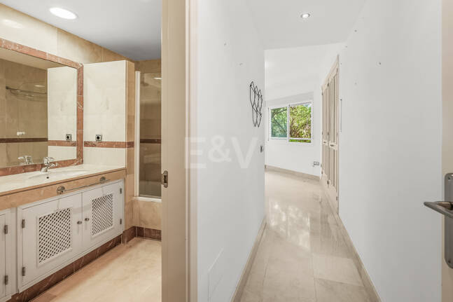 Exclusive Beachside Apartament z widokiem na morze panoramiczne na Golden Mile