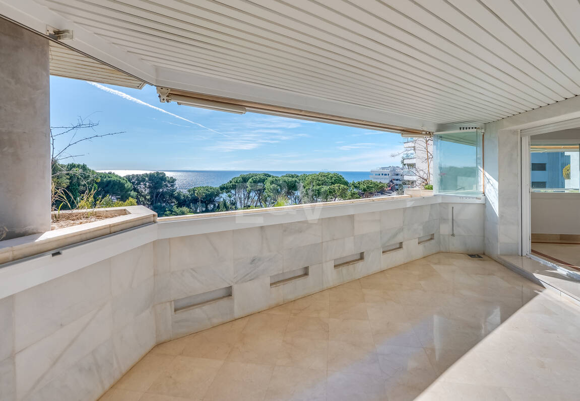 Exclusive Beachside Apartament z widokiem na morze panoramiczne na Golden Mile