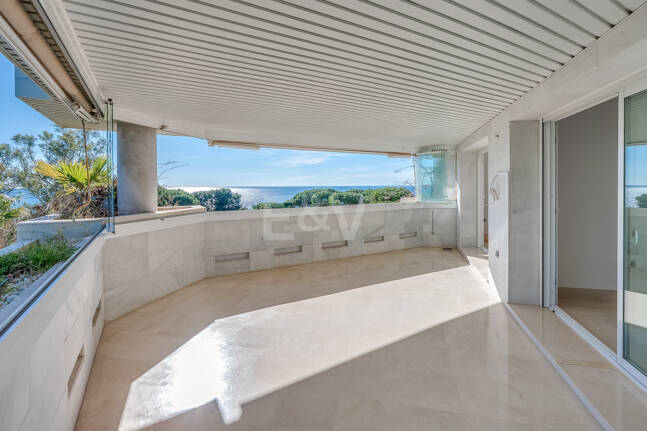 Exclusive Beachside Apartament z widokiem na morze panoramiczne na Golden Mile