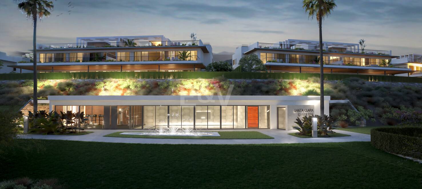 Nouveau Penthouse 3 chambres avec piscine privée et vue unique sur le golf à Santa Clara