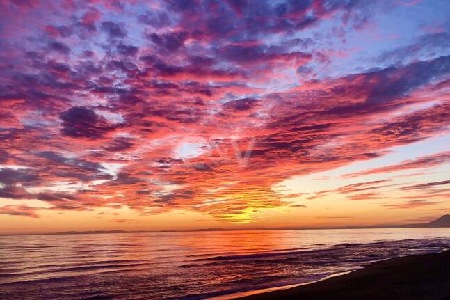 Brand New 3-Bedroom Penthouse with Private Pool and Unique Golf Views in Santa Clara