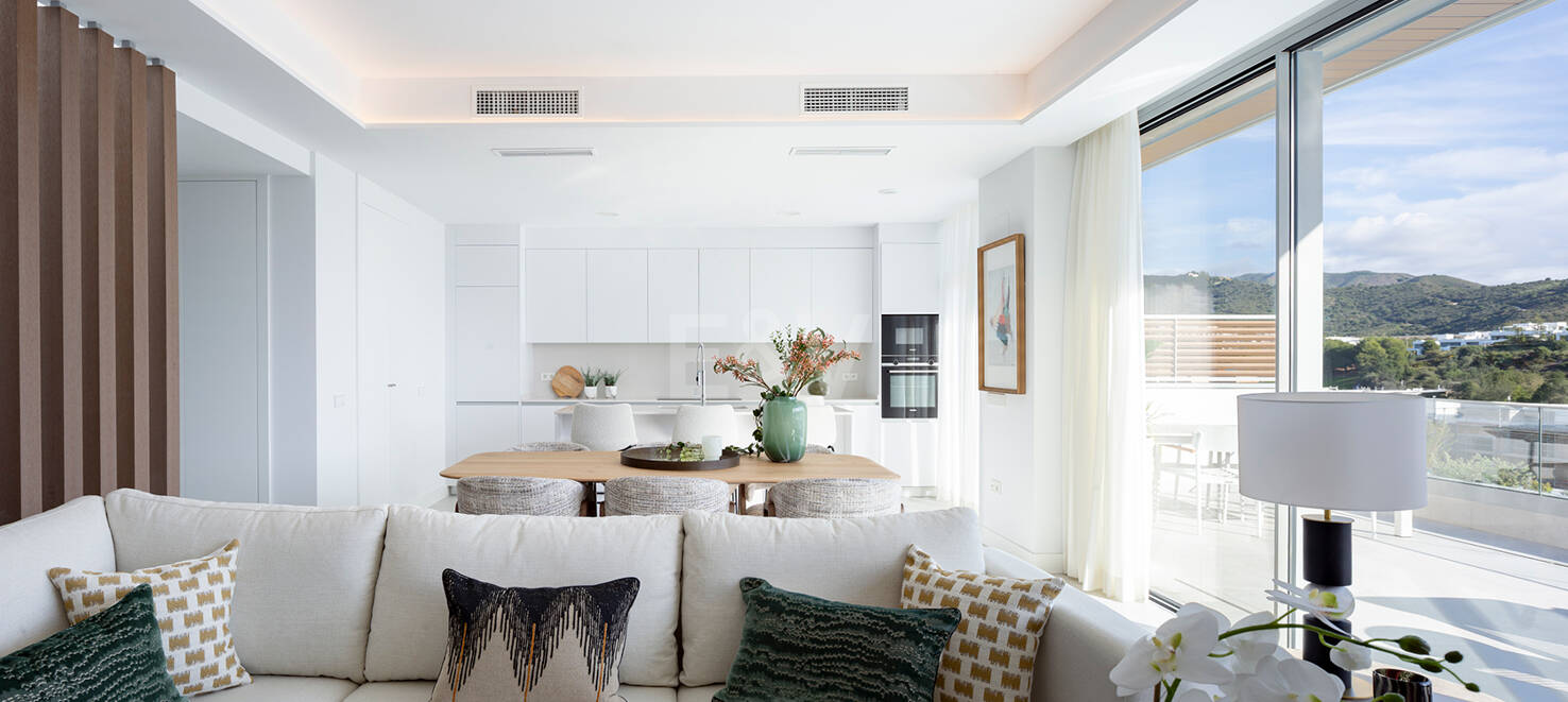 Nouveau Penthouse 3 chambres avec piscine privée et vue unique sur le golf à Santa Clara