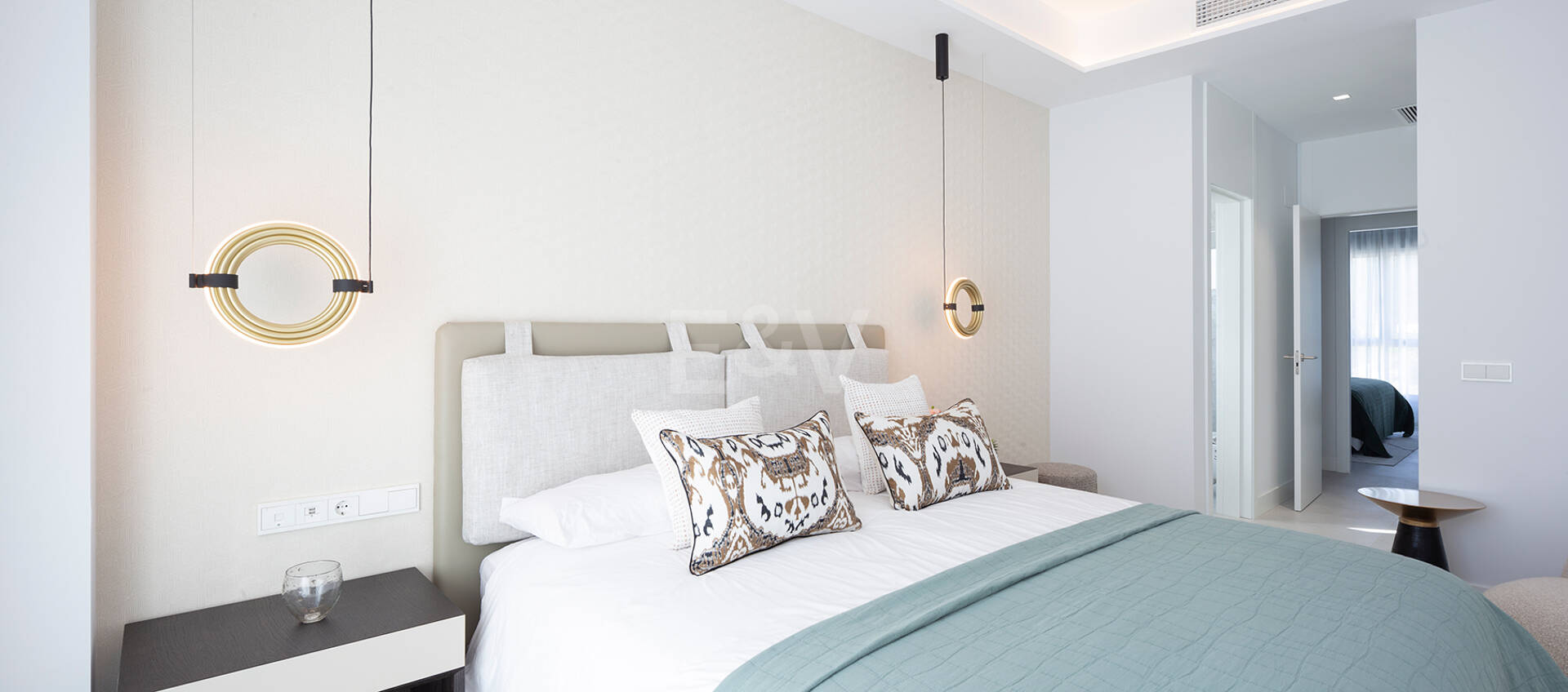 Brand New 3-Bedroom Penthouse med privat pool och unik golfvisning i Santa Clara