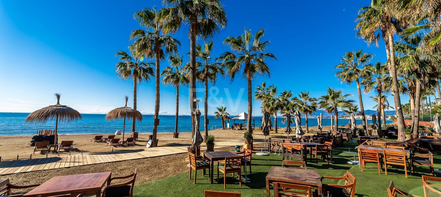 Nouveau Penthouse 3 chambres avec piscine privée et vue unique sur le golf à Santa Clara