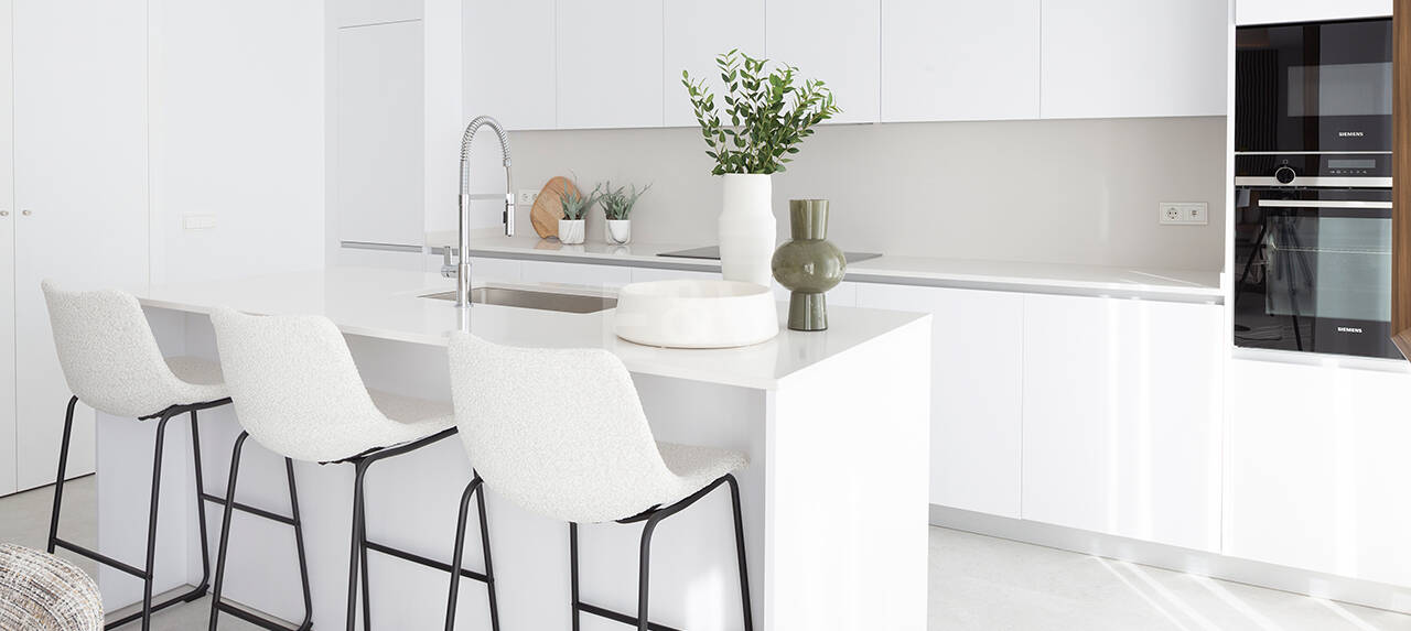 Nouveau Penthouse 3 chambres avec piscine privée et vue unique sur le golf à Santa Clara