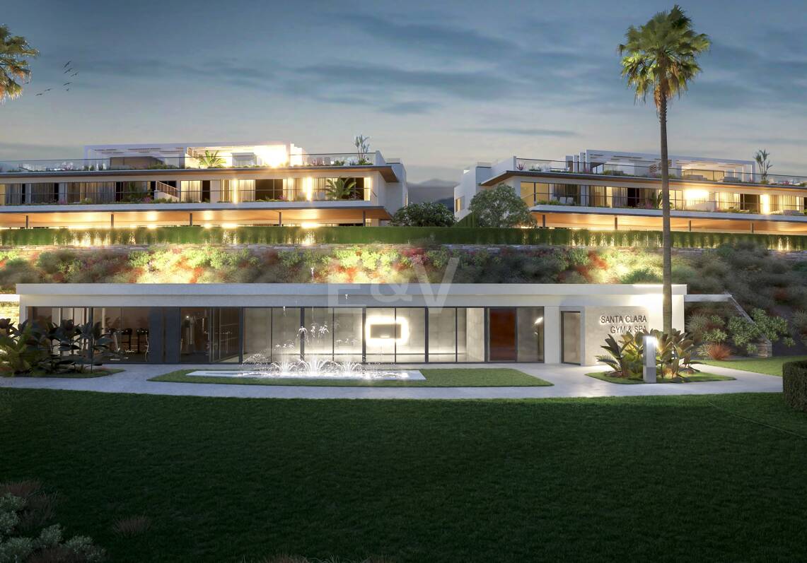 Brand New Penthouse z prywatnym basenem w Front Line Golf Complex