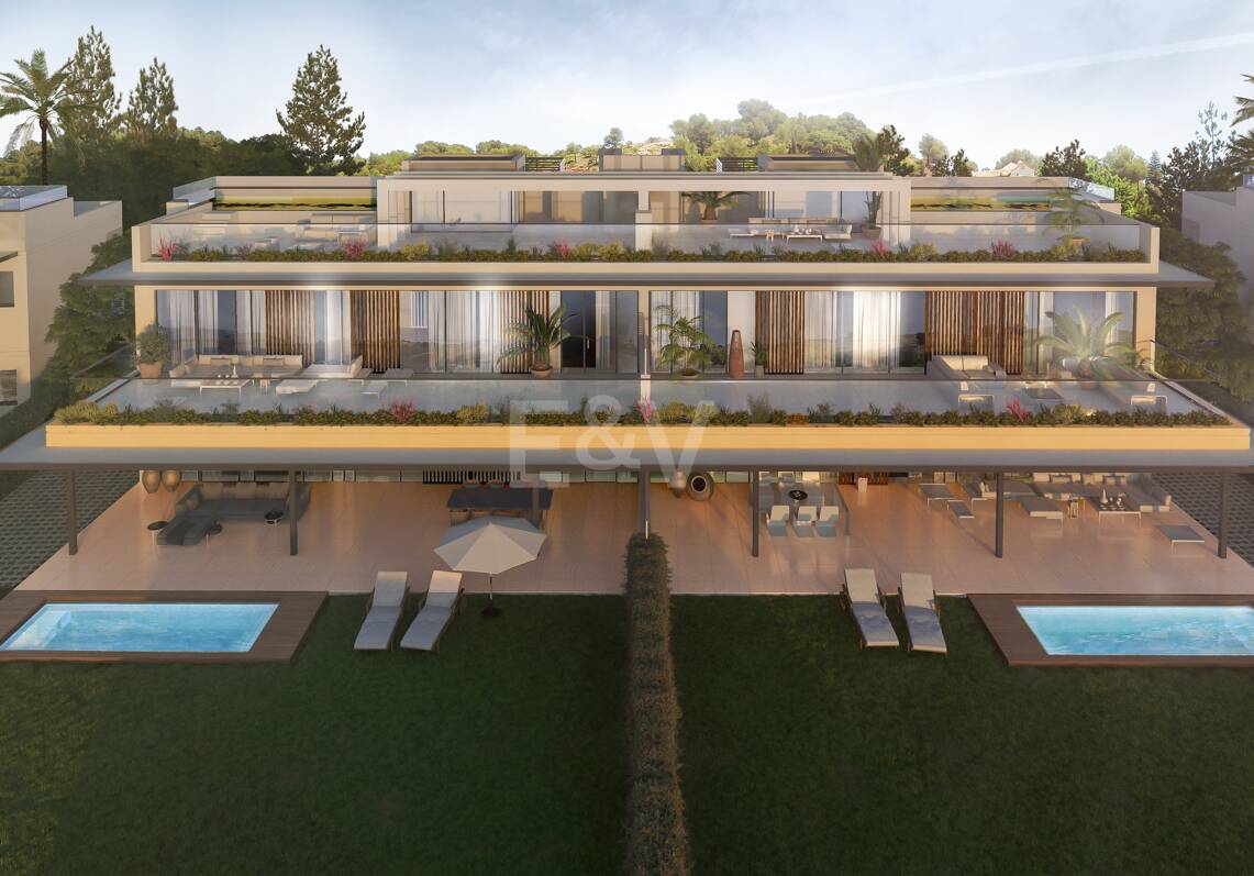 Brand New Penthouse z prywatnym basenem w Front Line Golf Complex