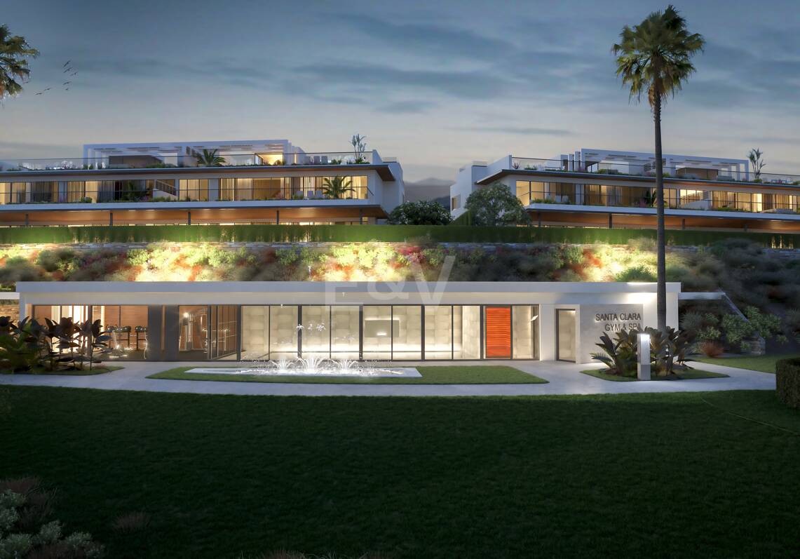 Brand New Penthouse z prywatnym basenem w Front Line Golf Complex