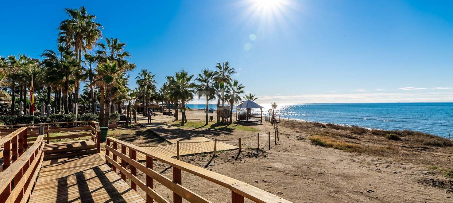 Apartament na parterze na sprzedaż w Los Monteros, Marbella Wschodnia