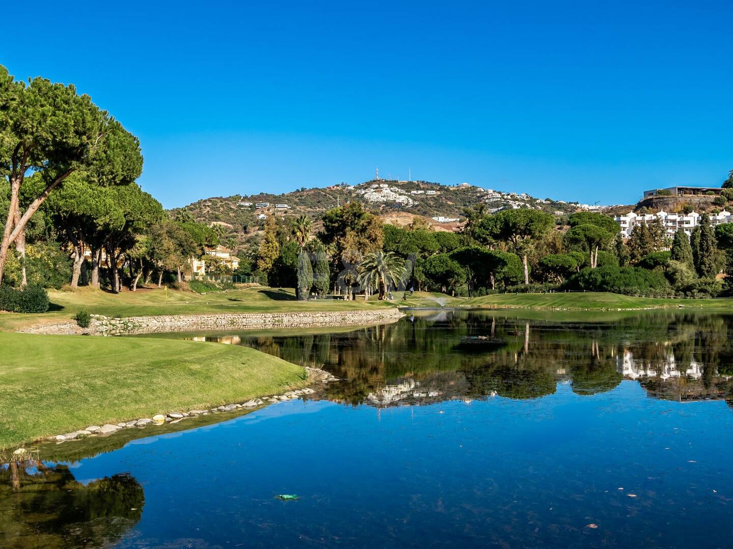 Südosten ausgerichtete Erdgeschosswohnung in luxuriöser Resort-Anlage