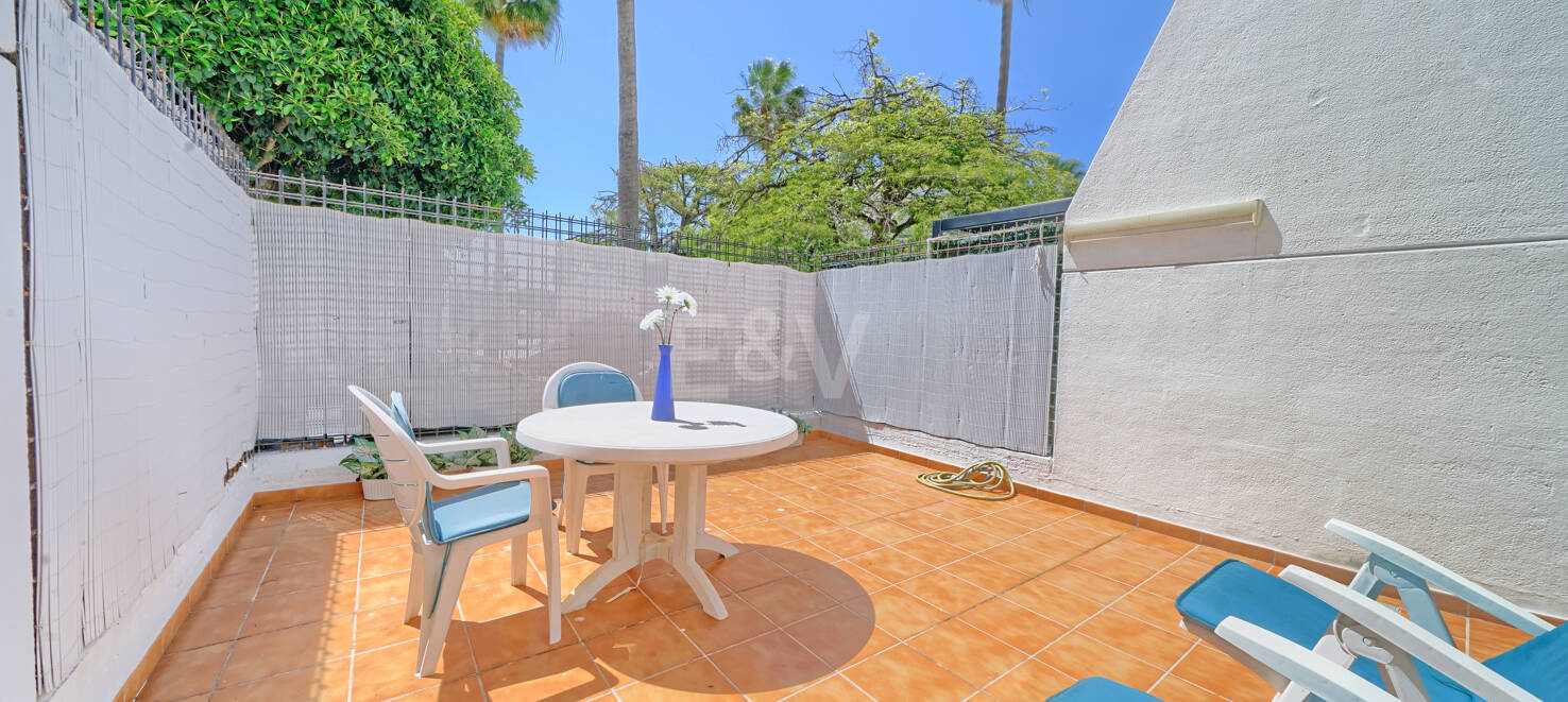 Second-Line Beach Apartment in the Heart of Marbella