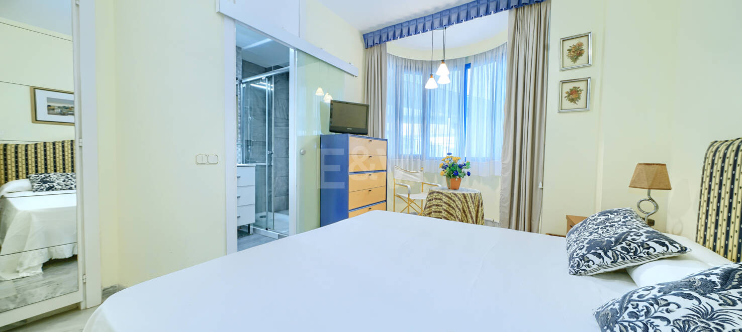 Second-Line Beach Apartment in the Heart of Marbella