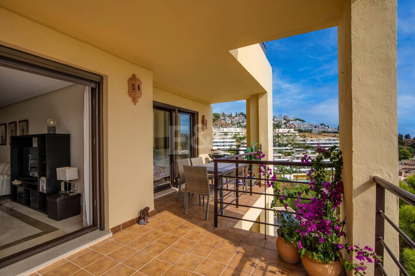 Appartement avec belle vue sur la mer et accès communautaire au golf