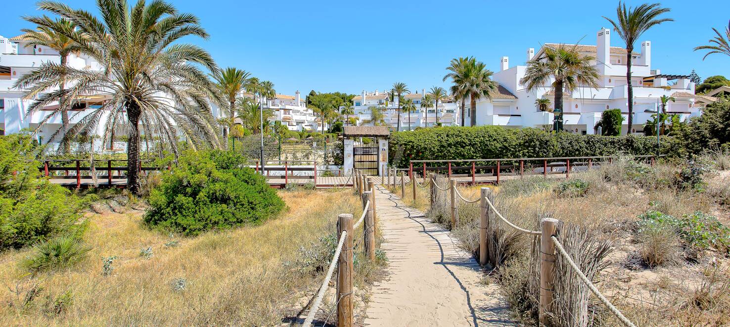 Beachfront Garden Lägenhet i Palm Beach Complex