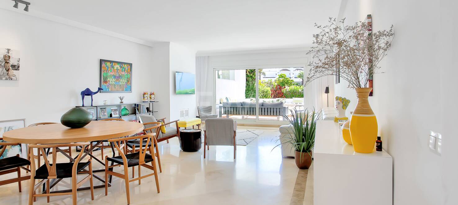 Gartenwohnung in Strandnähe im Palm Beach Komplex, Los Monteros, Marbella Ost