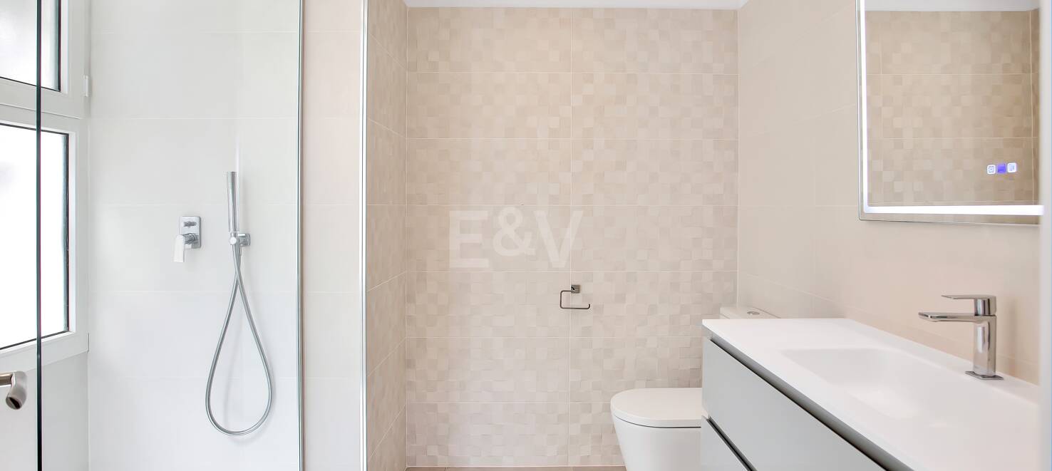 Gartenwohnung in Strandnähe im Palm Beach Komplex, Los Monteros, Marbella Ost