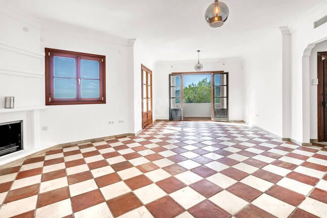 Charmig andalusisk radhus med havs- och bergs Vistas