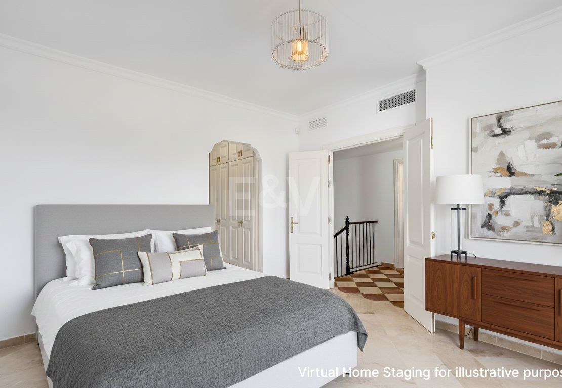 Charmig andalusisk radhus med havs- och bergs Vistas