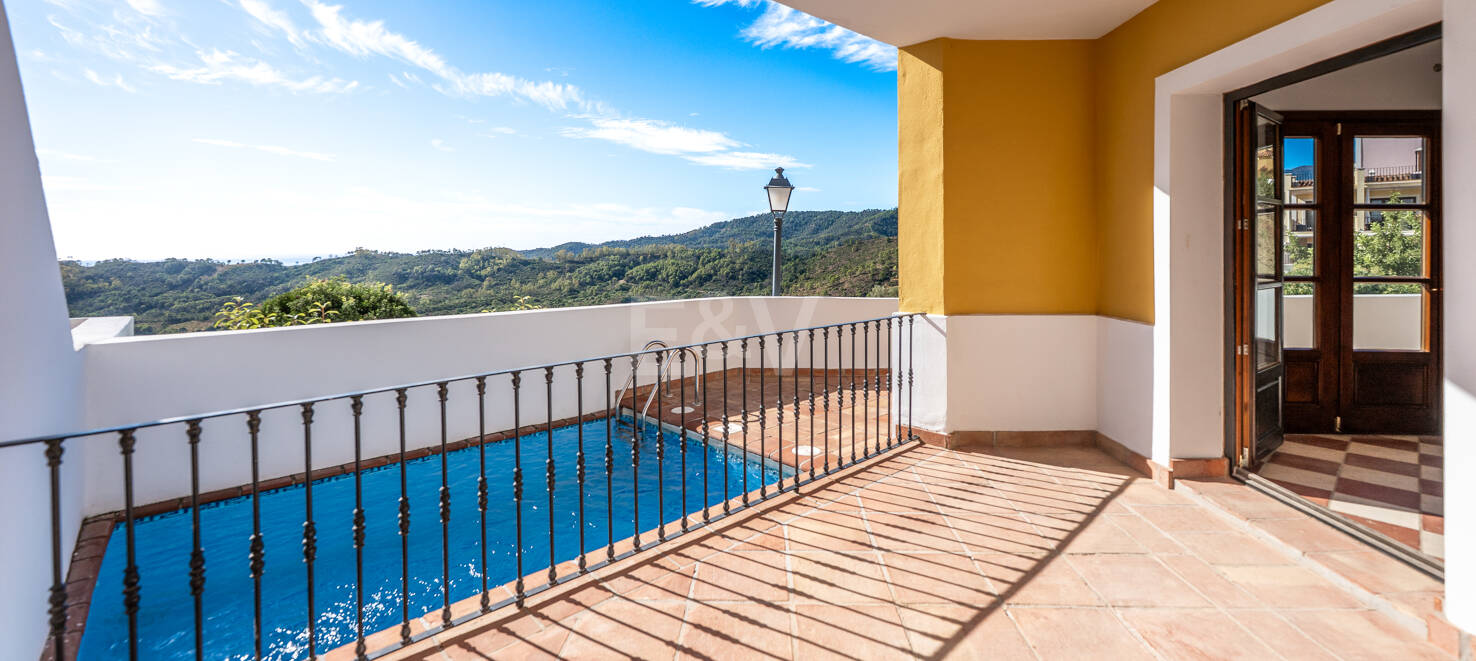 Charming Andalusian Townhouse with Breathtaking Sea and Mountain Vistas