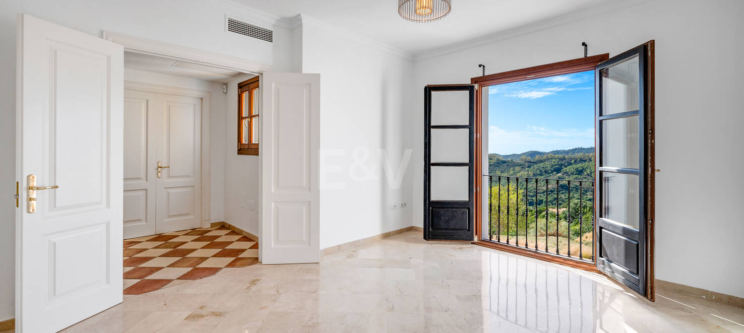 Charming Andalusian Townhouse with Breathtaking Sea and Mountain Vistas