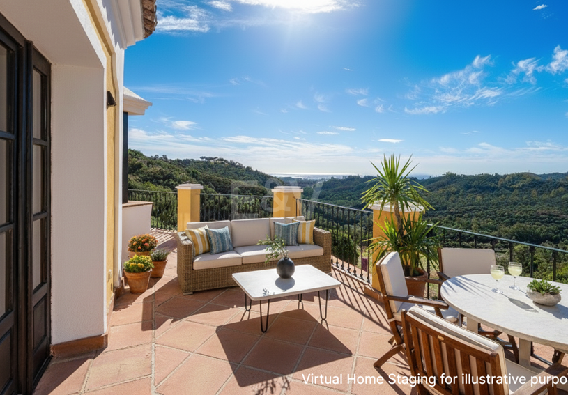 Charmig andalusisk radhus med havs- och bergs Vistas