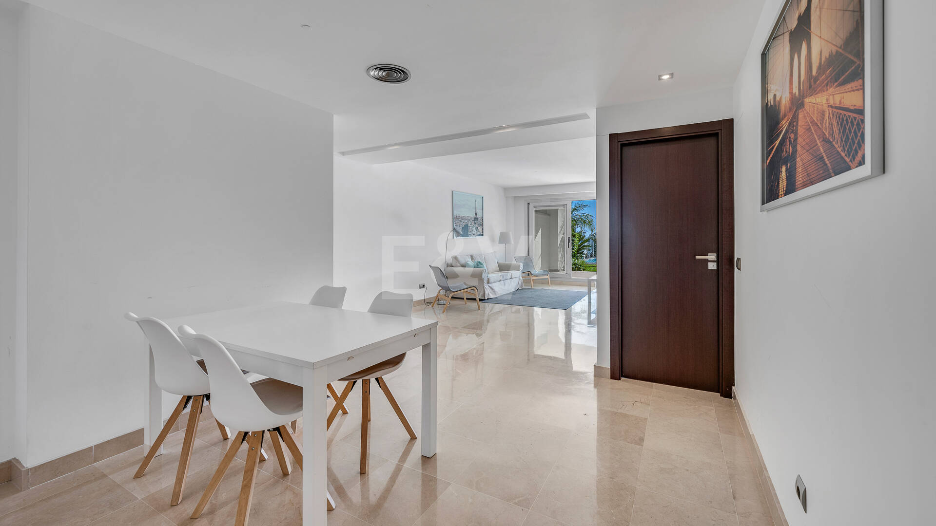 Geräumige Zwei-Zimmer-Gartenwohnung