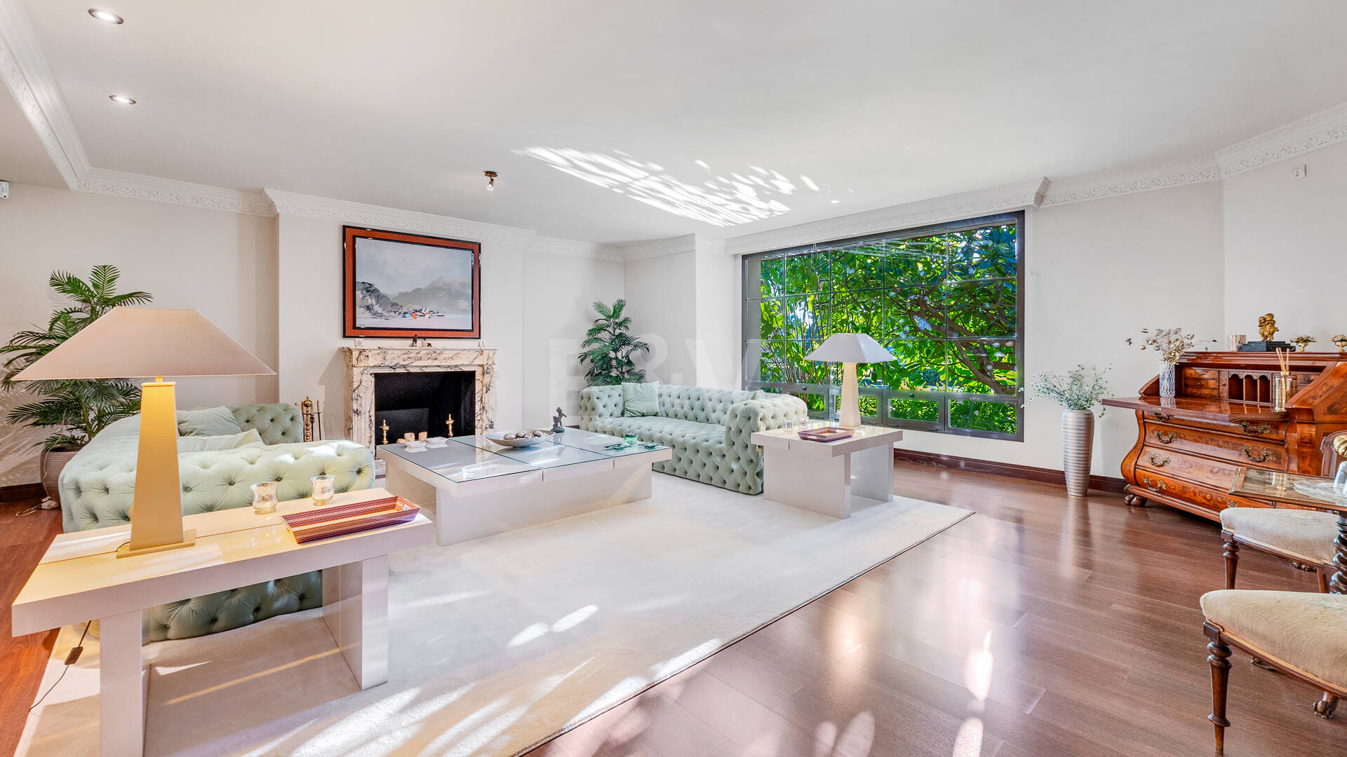 Villa Front Line Golf i en gated community