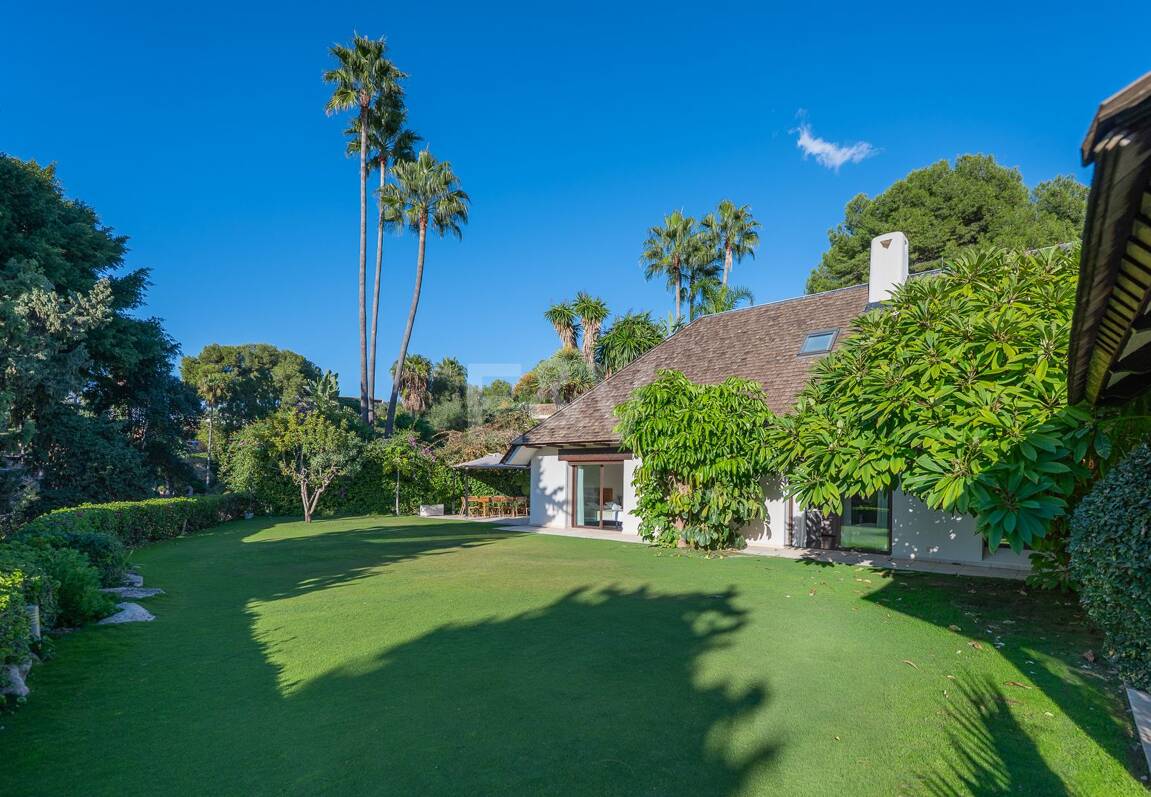 Villa Front Line Golf dans une communauté fermée